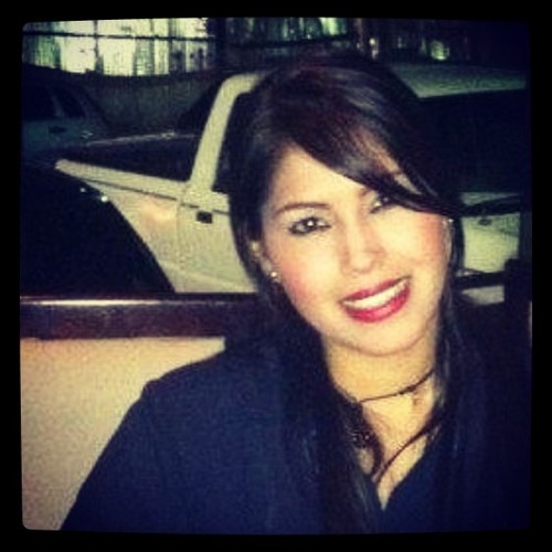 Angelica1302's profile picture. Sonrie, vale la pena ser feliz :)