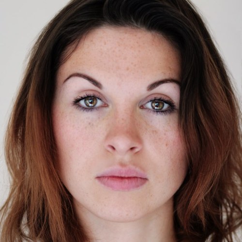 Actress/writer/artist from london.