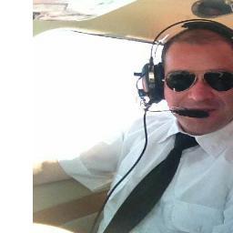 CAPZAFRA's profile picture. PARA LOS HOMBRES QUE VUELAN NO EXISTE LA MUERTE, LOS AVIADORES DECIDEN QUEDARSE EN LAS ALTURAS PARA SIEMPRE