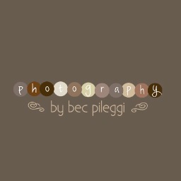 Local Perth photographer, mother of two, step-mum of one, loving wife, friend to many and domestic goddess when there is time to be!