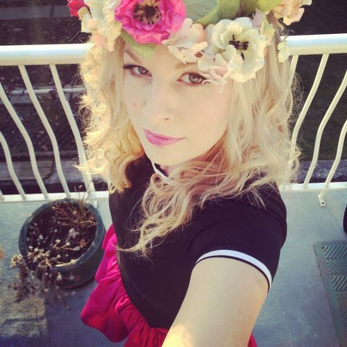 notjustlulus's profile picture. Vancouver Makeup Artist | Marketing & Social Media Manager