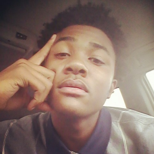 Basketball is my life and it's my motivation in life/class of 15/ #Ballislife #4mile #RipTyler #MLB #Elite #Track