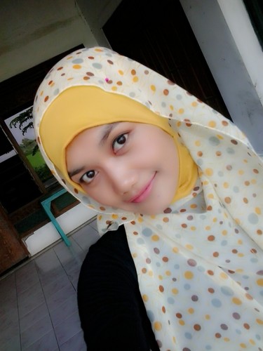 nita_nitnutt's profile picture. Semoga jalanku benar