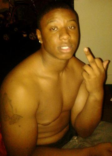 oldawg8's profile picture. In god i trust........ #GetDownOrLayDown #RollThatDopeUp #MindOnGrind #FuckAMainBitchDontGotNoMainBitch follow da kid !!!