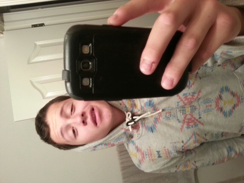 Follow Me I Follow Back | 16 Class of 2015 | El Dorado | Single ;) |