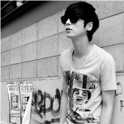 เสร็จกิจวันเดอร์แลนด์ -/ งี่เง่าปากดีส้นตีนปากหมา มันคือตัวผม บุหรี่คืออีกร่าง .ยิ้ม 
 
                 ข่องเคลียได้ครับ wd.-sedkit@msn.com