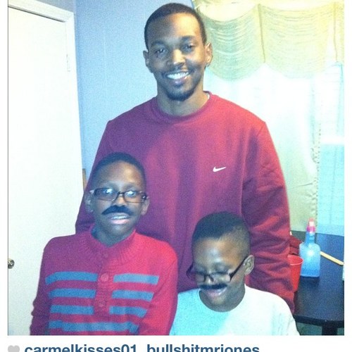 Im 23 wit a money tree #Autofollowback #teamBama #teamPatroits #teamlions #teammichigan And I still bet with Kobe!