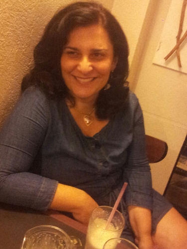 fatimacfj's profile picture. 