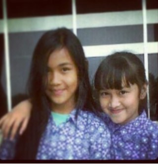 Iam Zalovers Fansbase Of @lika_zalika1, Followed By: @lika_zalika1(4-5-2013), Resmi By: @lika_zalika1(4-5-2013)
