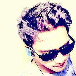 vishnujishu's profile picture. hieeee....
dis is jishu:) ♥♥♥