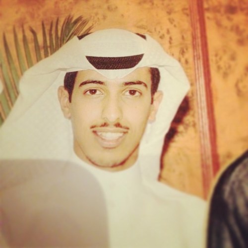 الكـفو كـفو والدنيا مواقف والخوي لابد ينشد عن خويه والجبال جبال وان هبت عواصف ماتزحزح لو عواصفها قويه