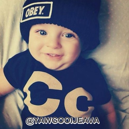 Yaw, dit is Cijfergooien ✌ Gewoon retweeten voor cijfer ✌Grote kans om gegooit te worden ✌