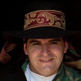 Apasionado de la Familia, desarrollando BOU y disfrutando del mundo rural todo lo que puedo