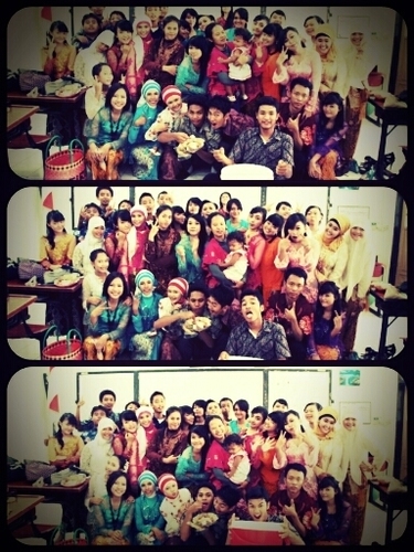 kelas tempat berkumpulnya semua manusia yang hanya ada 1 diantara spesiesnya sedikit primitif tapi tetep kece dan itu membuat kami pede ♥