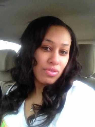 Anisa_77's profile picture. 