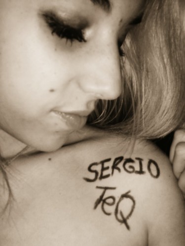 Mi morenoo mi moreno mi moreno mi more mi moreno y solo miiii moreenoo!!!!♥♥♥♥♥