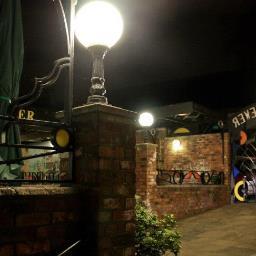 The Jolly Brewer is a community local in the heart of Lincoln. Located on Broadgate, voted CAMRA pub of the year in 2013 and 2011. Live music, theatre & cinema.
