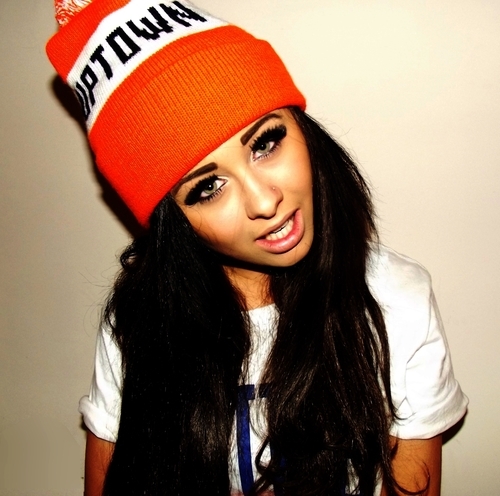 justlivingonce's profile picture. / live your own life \