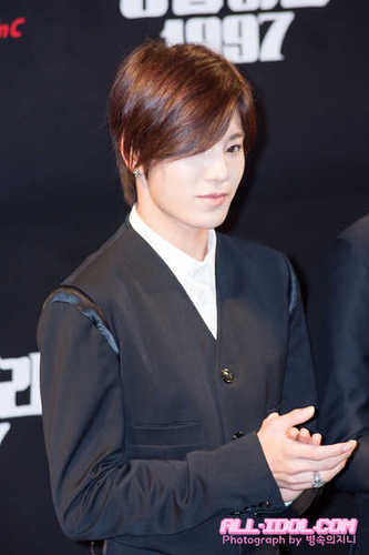 [Eng/Ina] Maknae of Infinite∞93lines∞mention for followback :3∞Proud of being awesome!