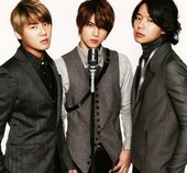 今更ながらJYJのファンになりました。ドラマがきっかけ・・♪特にジェジェンが好きです。美しい・・・。ツイッターで情報を集められたら嬉しいです。