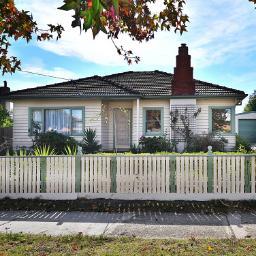 19BeaufordSt's profile picture. Our family home in Huntingdale 3166 is up for sale. Visit our website or follow us here for updates.