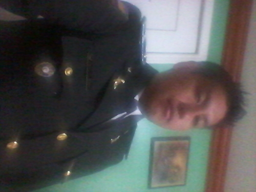 SOY POLICIA ORGULLOSAMENTE ME ENCANTA LA AVENTURA LA ACCION SOY DETALLISTA SINCERO Y SOBRE TODO MUY HUMILDE EN TODO SENTIDO ODIO LA MENTIRA Y LA GENTE HIPOCRITA