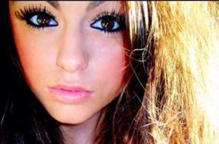 i'm pretty, but i'm not beautiful. I sin, but i'm not the devil. i'm good, but i'm not an angel. //Joined: May 5 2013// Ask: http://t.co/jkV5n9Awav