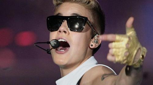 Ho bisogno di un loro abbraccio. Prima o poi li incontrero. Never say Never. Love Justin 
DIRECTIONER