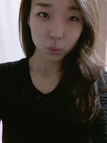 nayunju23's profile picture. 