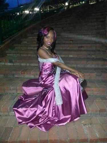 Senior C/o 2013..AirForceBound..Missin the bruh Detroit [R.I.P GK]..1st.Ladii^__^(Okk denn)