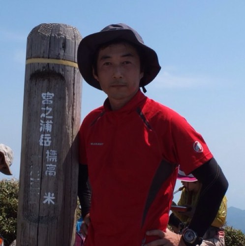 休日は家族＋ワン＆ニャンとキャンピングトレーラーでアウトドアしてます。