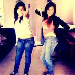 Tu solo siguenos y ya c: