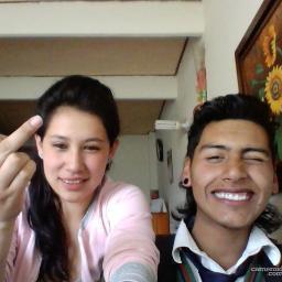 Sus criticas me pasan por el ladito :D
Juan Mi Felicidad Entera ♥