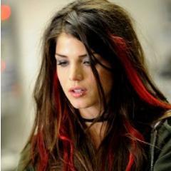 Sky pirate. Cook. Drug dealer. I may look sweet, but my brother, @AnsonCynster has taught me well. Trained with many weapons, mech and archaic.
+18 RP