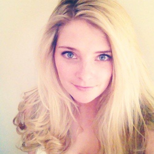 StephanieMoffat's profile picture. For every Monday morning there's a Saturday night out.