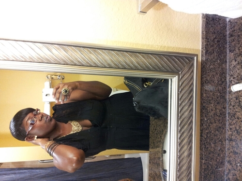 _URtazmania_'s profile picture. D'Yauna n D'Nylah's mommie.....#proudmommie #lovingmygirls ...everything nd everyone else is irrelevant to me