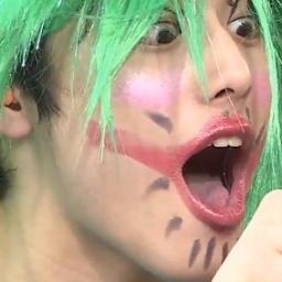 WuWigans's profile picture. i have two hats. 
maybe talk to me here first @ohlilu