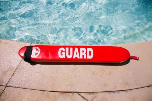 Message your Lifeguard woes and  confessions and they will be posted anonymously.
