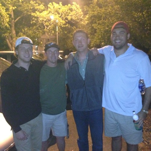 lemons4simmons's profile picture. ΚΣ currently listening to Harry Potter audiobooks #youtuber