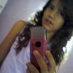 sou lívia maria gosto muito de conversar pois eu não gosto de gente falçá que fica metino para mim!!! pois eu sou assim quem não gosta de mim não fale comigo!