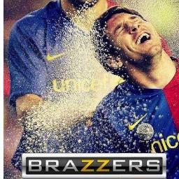 FrasesEstoperas's profile picture. Ojala fuéramos elefantes para caminar agarrandote la trompa con la cola PAPIII 8lllllllllllllllllllllllllllllllllllD