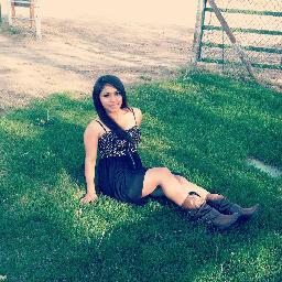 Nancy Guadalupe Enriquez ♥ 18 years young ♥ Zacatecana ♥ #AMiMeGustaBailarNorteñas ♥ #PuroZacatecasSax ♥ #Single