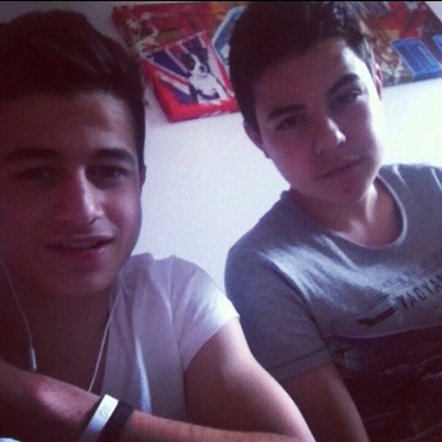 likes ▲illuminati▲ !! instagram : karimlemqaddem