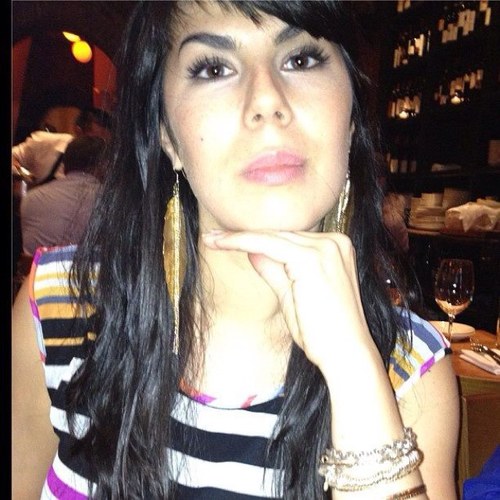 Discovering my life through education, food, travel, languages, friends and laughter.