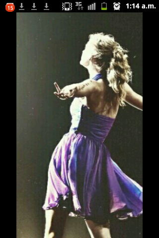 gleek, potterhead, ballerina, swiftie, mixer, directioner, poet (sorta lol) singer and swimmer. LOVE HAWAII