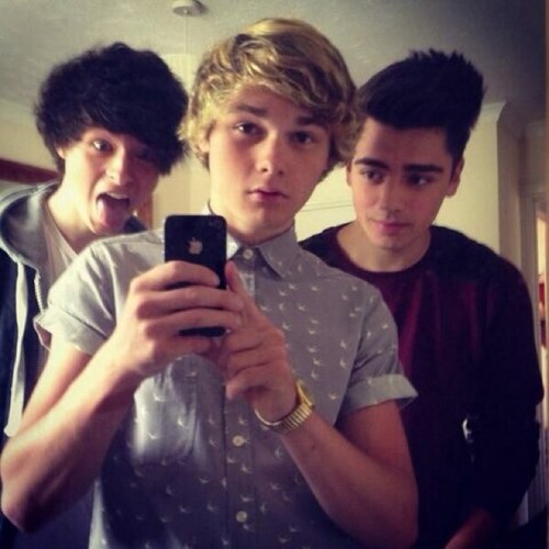 15, Canadian, OSTAR! Waiting for the day JOEY, RYAN and OLLIE notice and follow me!