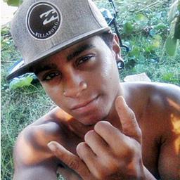 eu quero que a sociedade me deiixe relaxado pra mim pode planta em paaz o meu baseado!