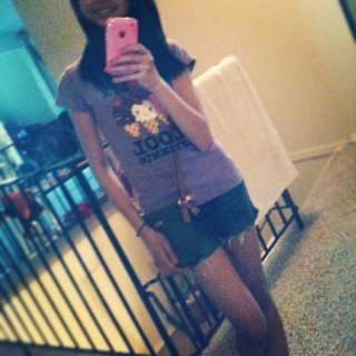 Please go follow my new account: @shania_7266 and my instagram too: @shania_7266 !! ❤ Thaaanks. Wahv you lots.