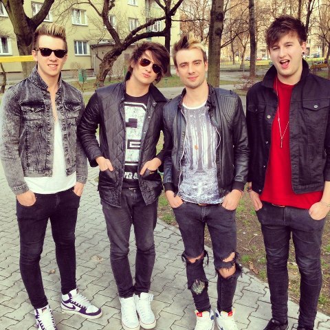 Konto poświęcone zespołowi @Room94 i dla wszystkich #PolishRoomies