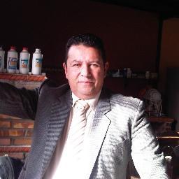 Maestría en Gerencia Pública, Periodista, Locutor, Docente e Investigador, Egresado Docencia Universitaria en Lenguaje, Cultura e Idioma ULA-Táchira.